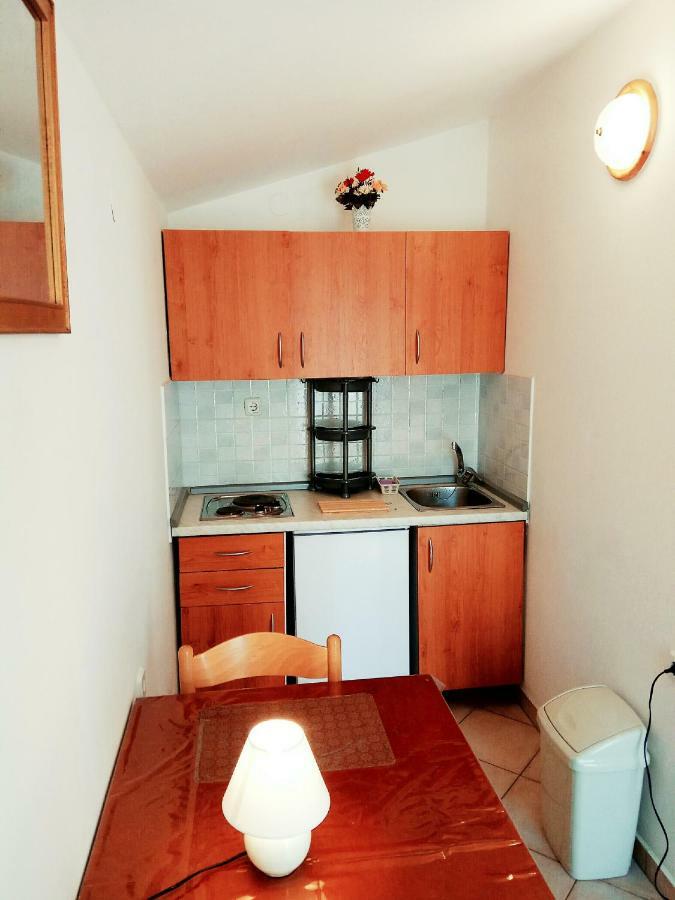 Apartment Apoksiomen Barbat na Rabu Zewnętrze zdjęcie